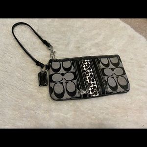 Coach wallet. Perfect condition.